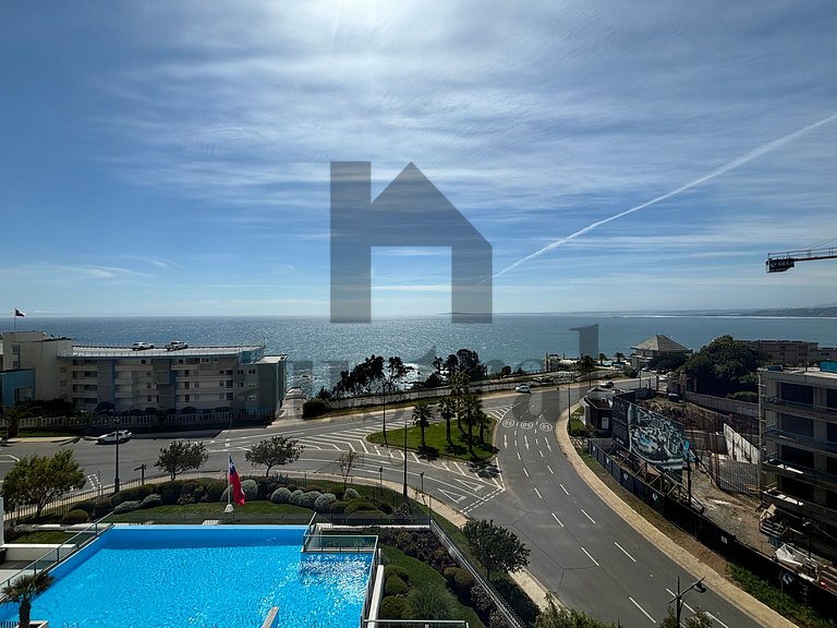 Sensacional com vista e piscina aquecida.