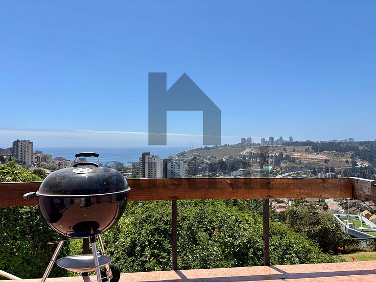 Beautiful and comfortable house in gated community