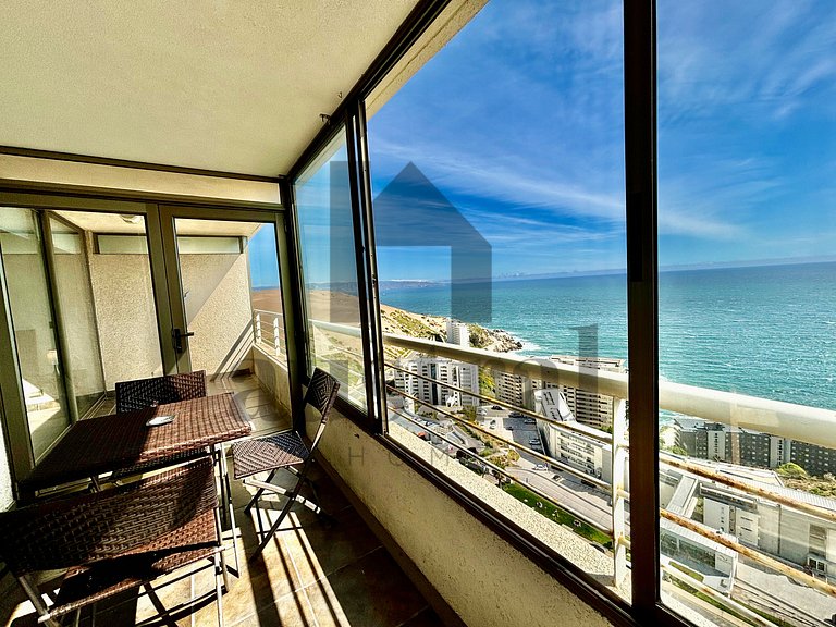 Apartment with Clear Ocean View