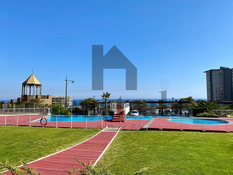 Apartamento com Vista Despejada para o Mar