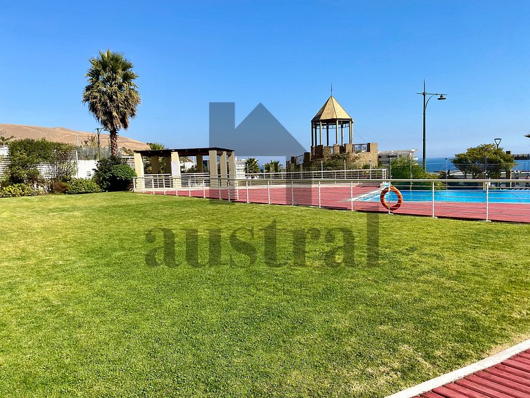 Apartamento com Vista Despejada para o Mar