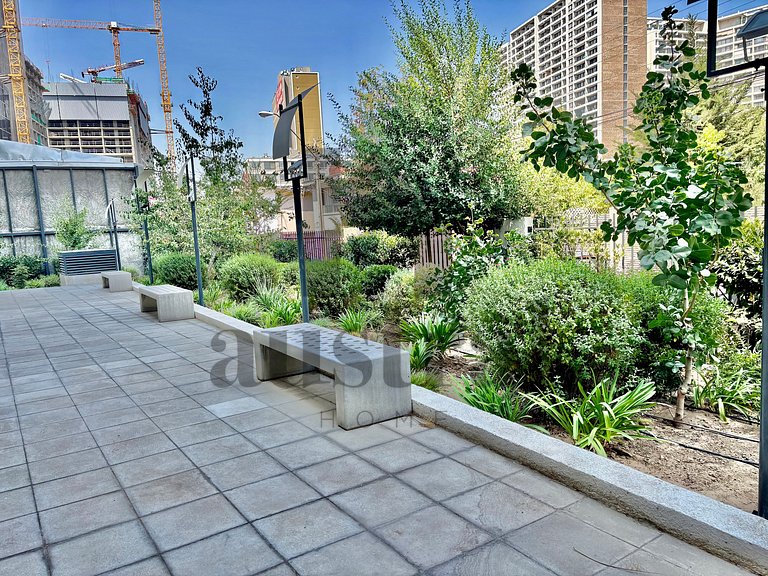 Hermoso depto estudio frente a Mall Plaza Egaña