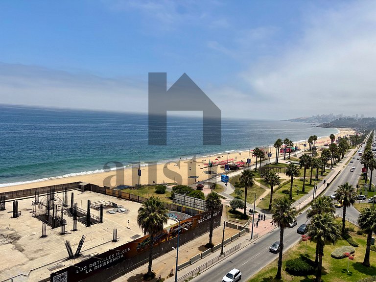 Primera Linea frente a la playa en Av San Martin