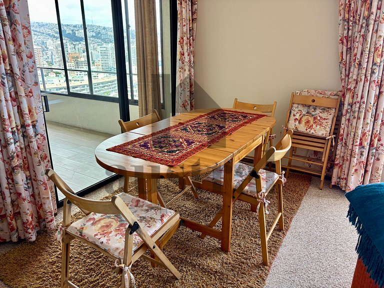 Experience Av San Martin and the Beach