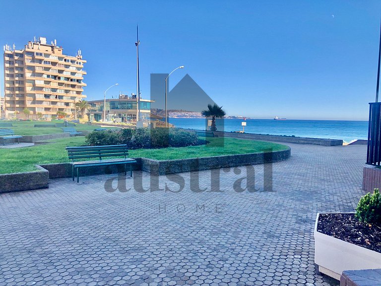 Experience Av San Martin and the Beach