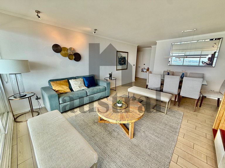 Spacious and Extraordinary Sea View