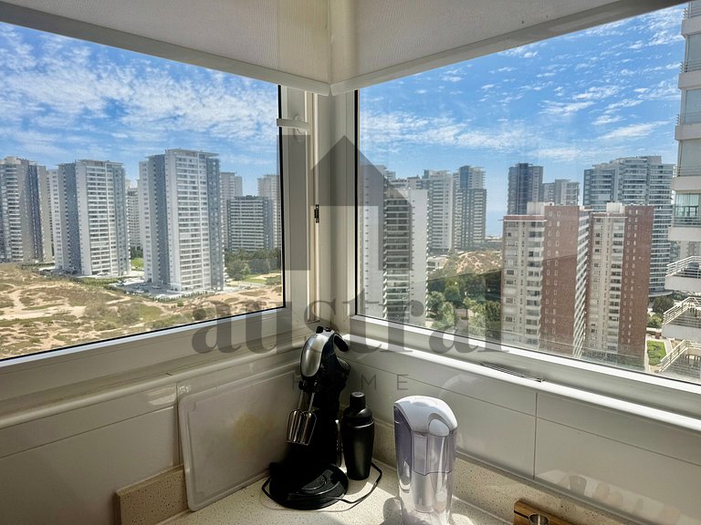 Spacious and Extraordinary Sea View