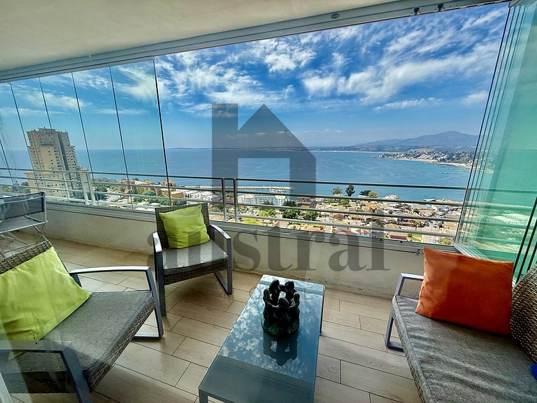 Spacious and Extraordinary Sea View