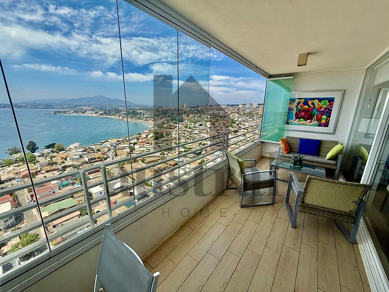Spacious and Extraordinary Sea View