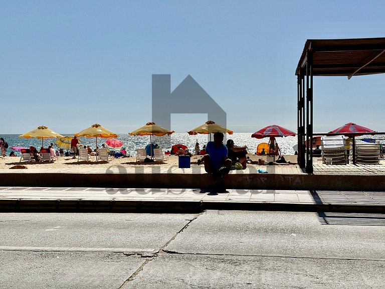 Maravilhoso a poucos passos do centro de Reñaca