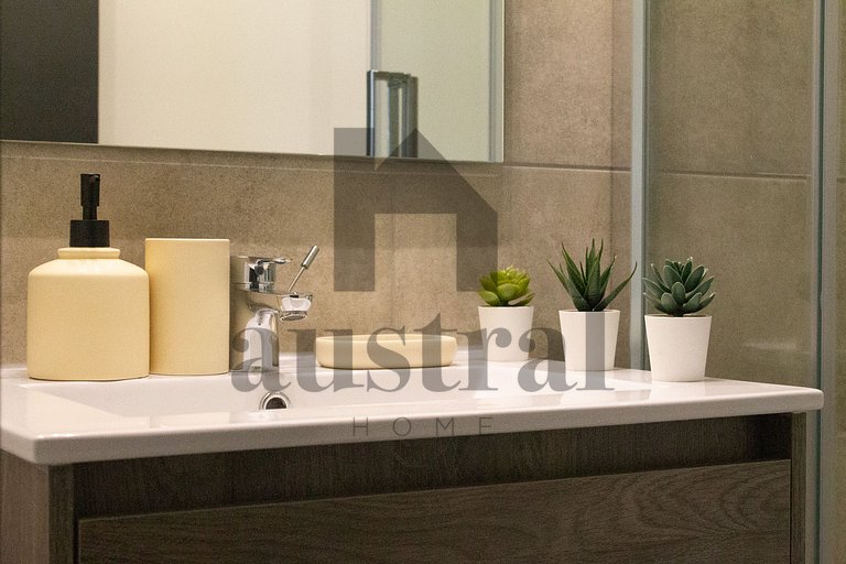 New and modern fully decorated apartment