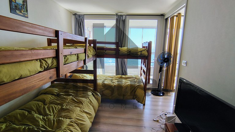 Apartamento vista extraordinária para o oceano.