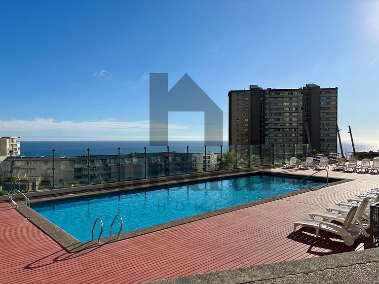 Apartment with extraordinary ocean view