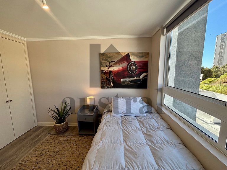 Apartamento maravilhoso e espaçoso na Montemar.