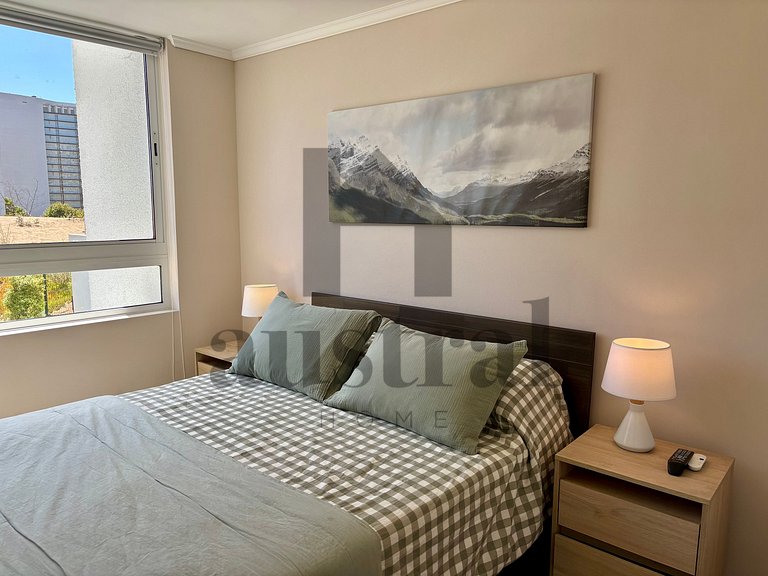 Apartamento maravilhoso e espaçoso na Montemar.