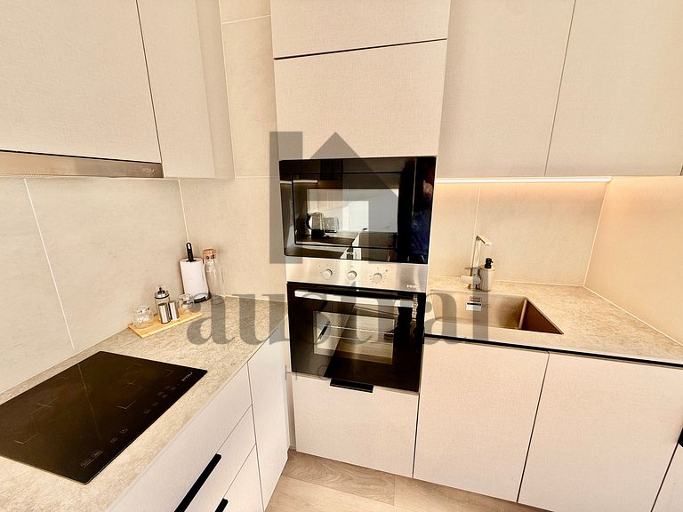 Modern decor and excellent location