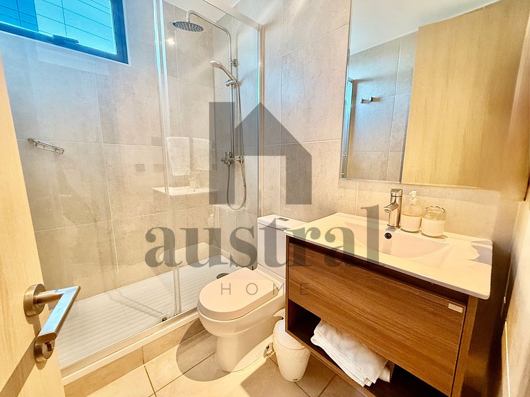 Modern decor and excellent location