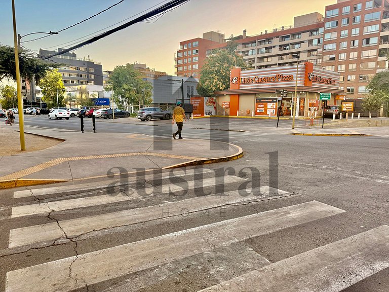 Modern decor and excellent location