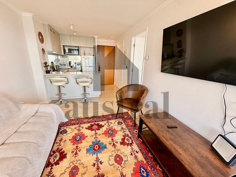 Apartment with ocean view and heated pool