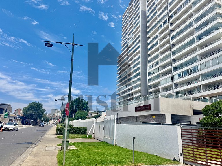 Apartment with ocean view and heated pool