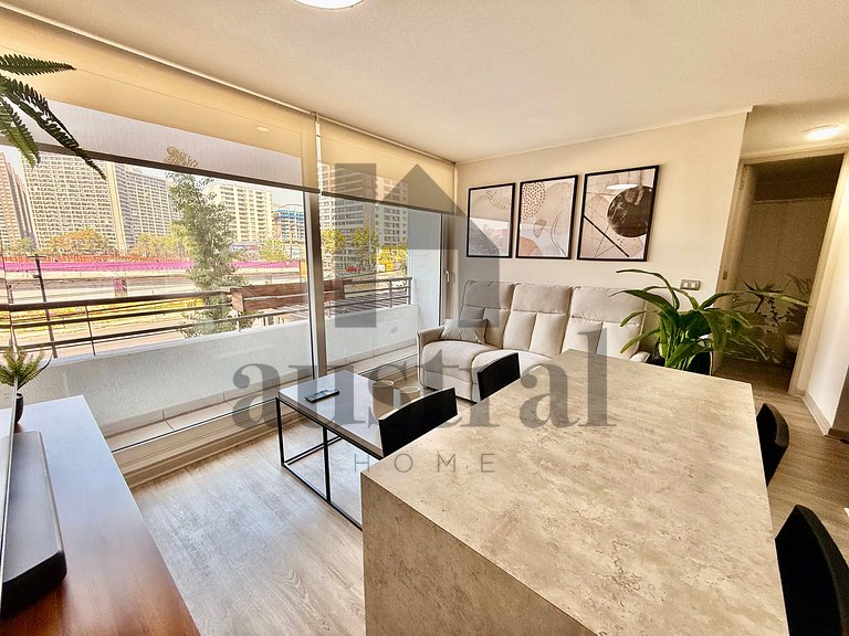 Decorado con estacionamiento cerca Est. Nacional