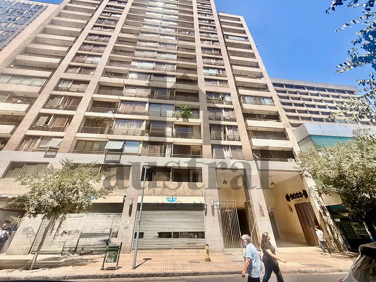 Depto a passos de Lastarria e Bellas Artes