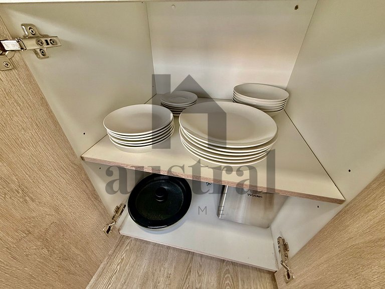 Decorado con estacionamiento cerca Est. Nacional