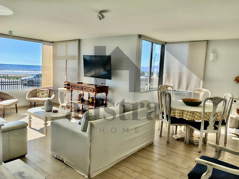 Maravilloso piso bajo primera linea Av del Mar