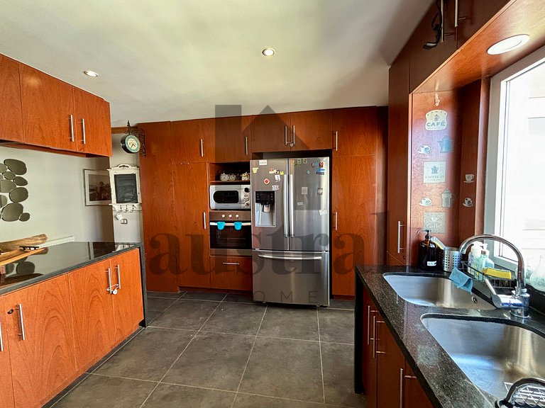 Maraviloosa vista al mar dos estacionamientos