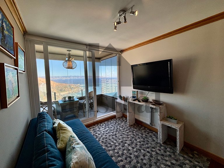 Wonderful ocean view, two parking spaces