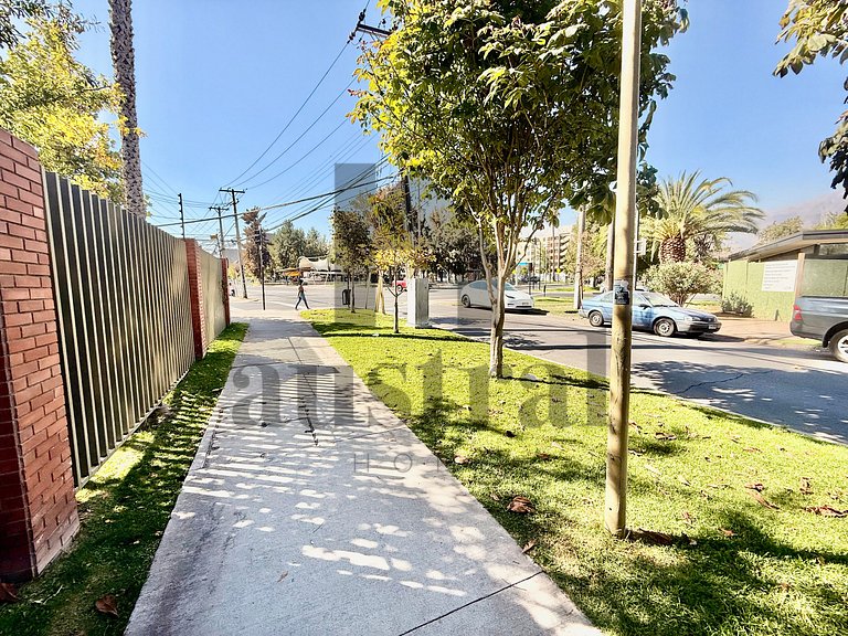 Wonderful and spacious apartment in Manquehue Sur