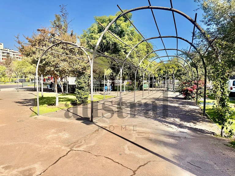 Espectacular con dos estacionamientos