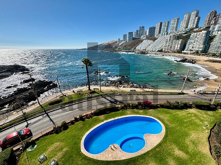 Maravillosa vista al mar primera linea