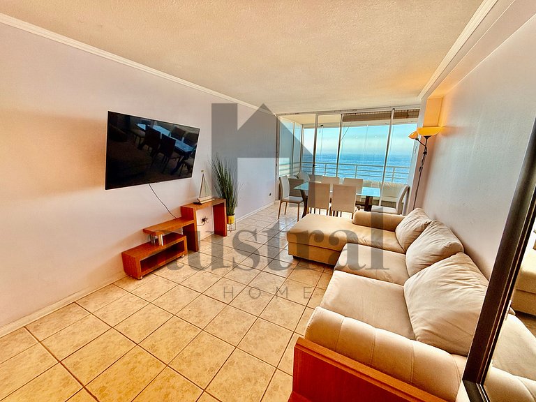 Wonderful view of the sea in front of Cochoa Beach