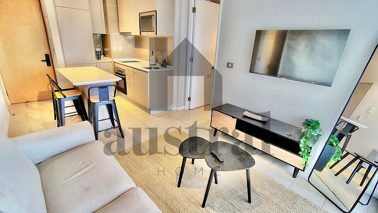 Beautiful and modern in front of Plaza Egaña
