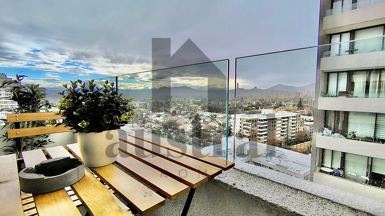 Beautiful and modern in front of Plaza Egaña