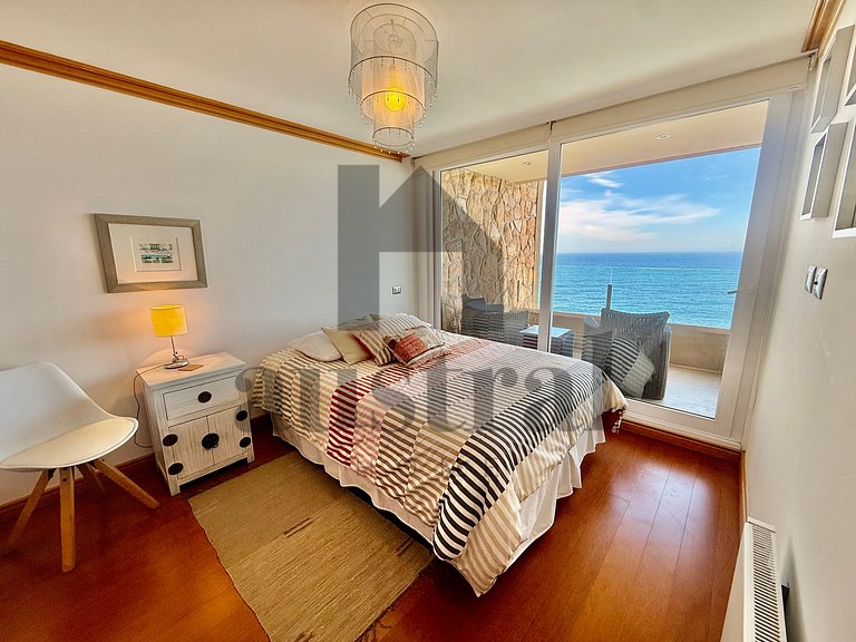 Incredible view, two suites and two parking spaces