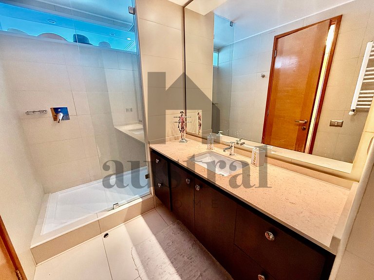 Incrível, duas suítes e duas vagas estacionamento