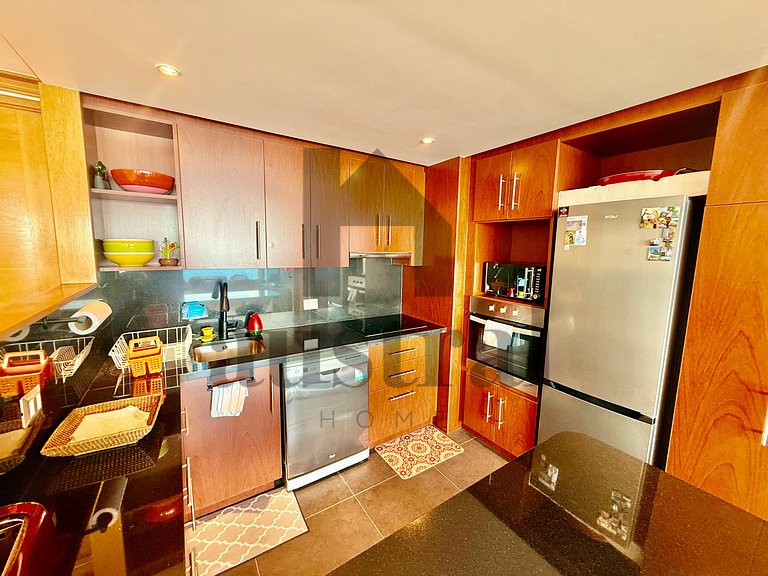 Incredible view, two suites and two parking spaces