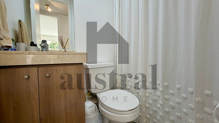 Lindo apartamento no térreo.