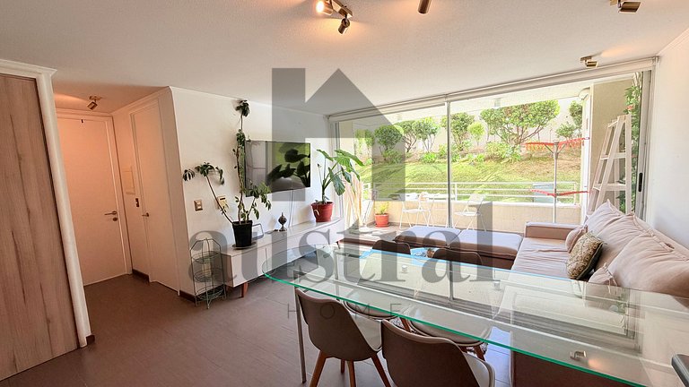 Lindo apartamento no térreo.