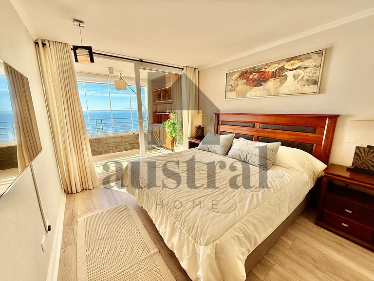 Amplio con vista al mar y piscina climatizada